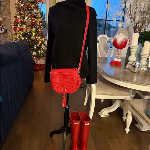 CLEOBELLA Vibrant Red Crossbody Bag - Picture 3 of 12